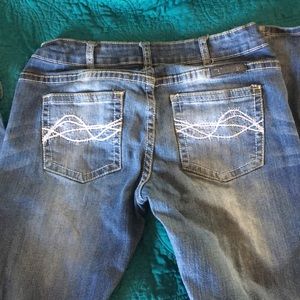 Cowgirl tuff jeans